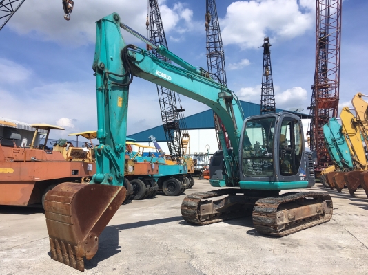 รถขุดKOBELCO รุ่น SK135SR-1ES YY04ถึงไทยแล้วคับราคาไม่แพง