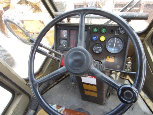 รถตัก Komatsu WA100-1สภาพสวยพร้อมใช้งาน รถตัก Komatsu WA100-1สภาพสวยพร้อมใช้งาน