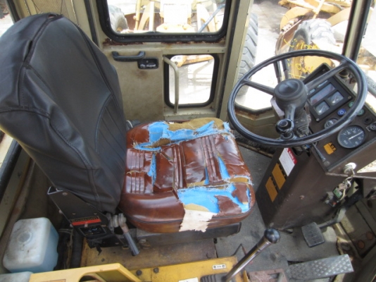 รถตัก Komatsu WA100-1สภาพสวยพร้อมใช้งาน รถตัก Komatsu WA100-1สภาพสวยพร้อมใช้งาน