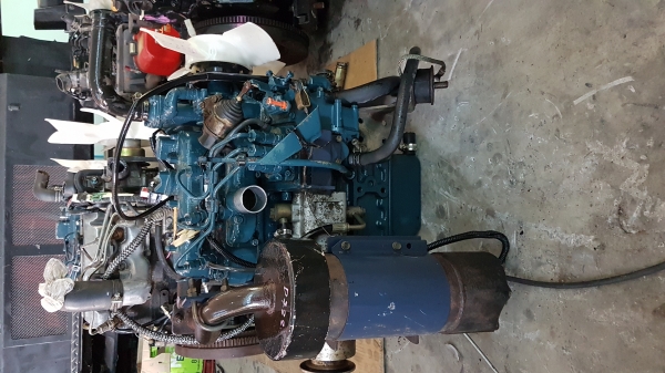 เครื่องยนต์ดีเซล kubota 3สูบ 16แรงม้า  นำเข้าจากญี่ปุ่น ติดง่าย สภาพสวย พร้อมใช้งาน  พร้อมลุยงานหนัก