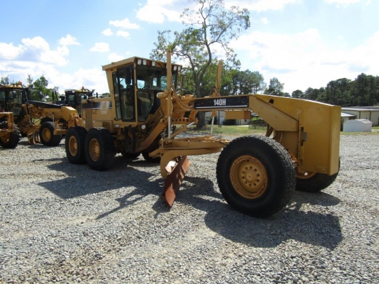 รถเกรด Cat140H ปี2001 รถเก่านอกจากอเมริกา สภาพดี พร้อมใช้งาน มีสแกนริฟาย