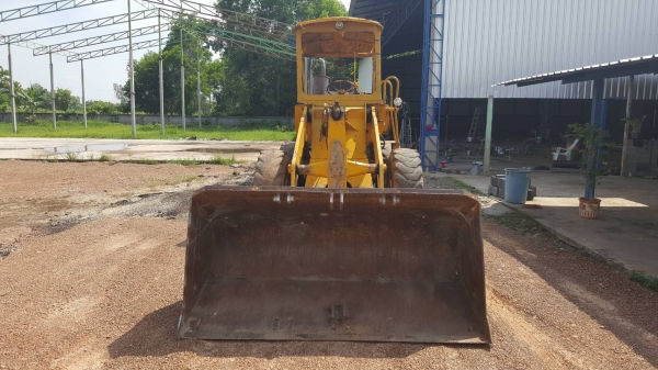 ขาย รถตัก KOMATSU JH30 สภาพใช้งานได้ดี เครื่องดี เกียร์ดี ปั้มดี ยางไม่ค่อยสวยครับ ราคาต่อรองได้