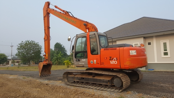 ZX120-1บูมยาวสภาพสวยเดฺิมจากญี่ปุ่นใบแทรคใหญ่