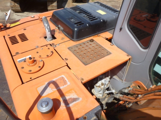 ZX120-1บูมยาวสภาพสวยเดฺิมจากญี่ปุ่นใบแทรคใหญ่