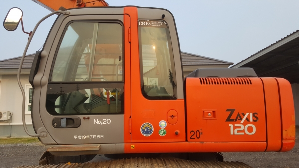 ZX120-1บูมยาวสภาพสวยเดฺิมจากญี่ปุ่นใบแทรคใหญ่