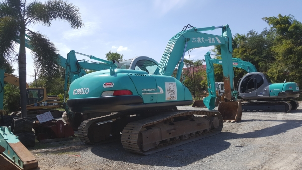 SK200M5 รถนำเข้าจากญี่ปุ่นสภาพสวยจัดราคาไม่แพง