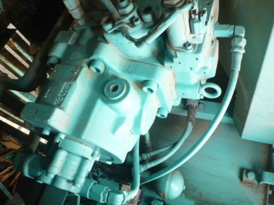 SK200M5 รถนำเข้าจากญี่ปุ่นสภาพสวยจัดราคาไม่แพง