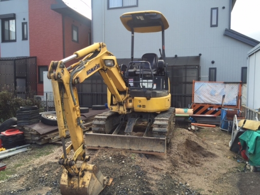 ขาย KOMATSU PC20MR-3 เก่านอกนำเข้าจากญี่ปุ่น สภาพพร้อมใช้ สนใจติดต่อ อำพล 090-9694506 / 080-3031241