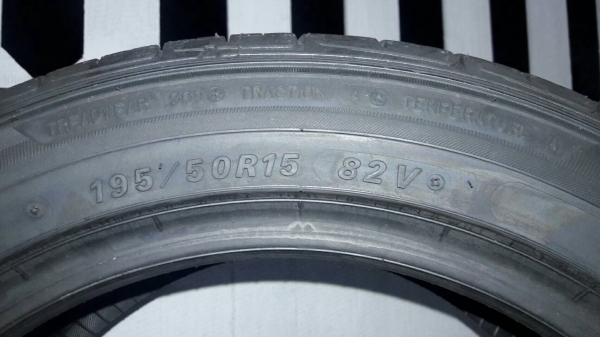 ขายยางใหม่4เส้น1ชุด. ยาง195 ขอบ15