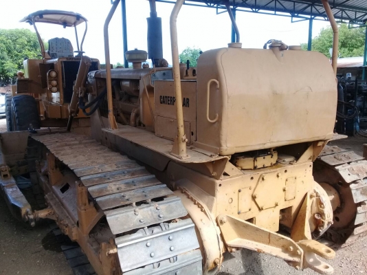 ขายรถแทรกเตอร์ cat d5 เครื่องฝาหนาสภาพพร้อมใช้