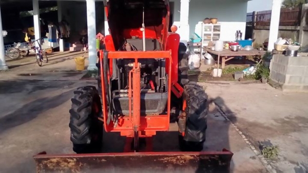 3408 แรงสวยๆๆ เครื่องดี ระบบไฮโดรลิคสมบูรณ์ อุปกรณ์ 2รายการ ดันหน้า พาลหลังสวย