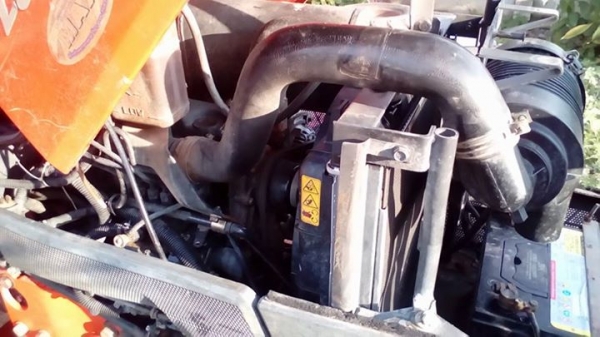 3408 แรงสวยๆๆ เครื่องดี ระบบไฮโดรลิคสมบูรณ์ อุปกรณ์ 2รายการ ดันหน้า พาลหลังสวย