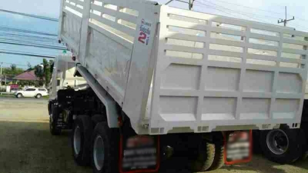 Hino mega เครื่อง 260 แรง ปี 50 กระบะดัมพ์สามมิตร ทะเบียนพร้อม