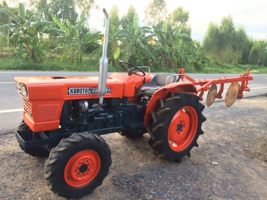 Kubota L22.01 22แรง ขับเครื่อนสี่ล้อสภาพสวย ยางดีเครี่องแน่นๆ มีผานสี่ สนใจติดต่อ 089_9638932 Kubota L22.01 22แรง ขับเครื่อนสี่ล้อสภาพสวย ยางดีเครี่องแน่นๆ มีผานสี่ สนใจติดต่อ 089_9638932