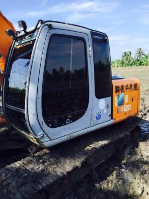 ขาย Hitachi Ex120-5 เก่านอก พร้อมใช้งาน