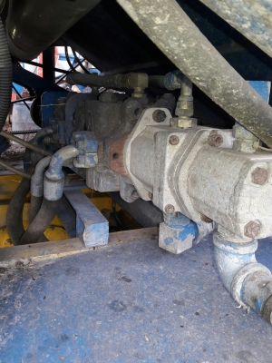 ขายรถเกี่ยวปลดหนี้ 580000บ. เครื่องlsuzu210โบปั้ม22ช่วงล่าง10 ขายรถเกี่ยวปลดหนี้ 580000บ. เครื่องlsuzu210โบปั้ม22ช่วงล่าง10