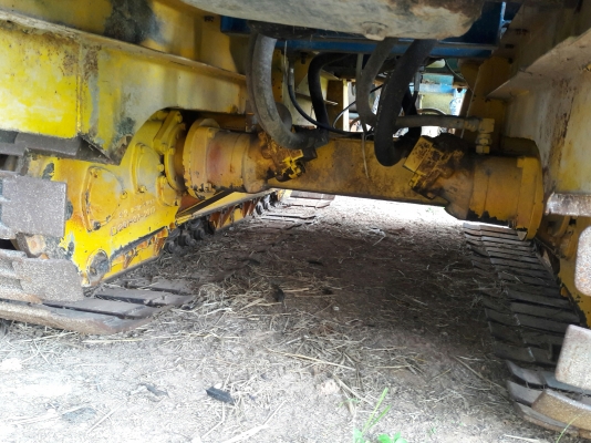 ขายรถเกี่ยวปลดหนี้ 580000บ. เครื่องlsuzu210โบปั้ม22ช่วงล่าง10 ขายรถเกี่ยวปลดหนี้ 580000บ. เครื่องlsuzu210โบปั้ม22ช่วงล่าง10