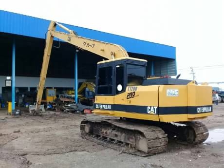 CAT E120B