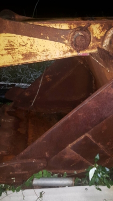 ขายบูมอามบุ่งกี๋KOMATSU PC200 ขายบูมอามบุ่งกี๋KOMATSU PC200