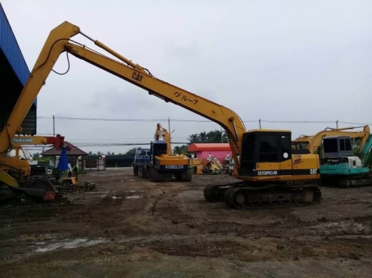 เก่านอก 2 ปี 595,000 บาท CATTERPILAR E120B บูมยาวพิเศษ 14  เมตร  เครื่องดี ปั้มแรง โช่หนา เอวแน่น ไฟฟ้าครบ เอกสารชื้อขาย   รถอยู่ จ.นครปฐม โทร&amp;ไอดีไลน์ 0610710295