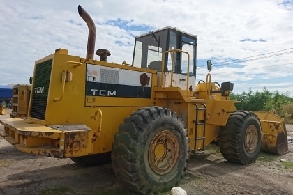 ขายรถตักล้อยาง TCM 870 (สภาพดี)