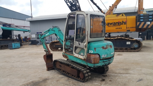 รถขุด Komatsu Pc20-7 ราคาไม่แพงคับ รถขุด Komatsu Pc20-7 ราคาไม่แพงคับ