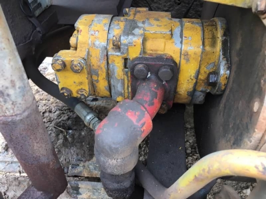 KOMATSU PC30-3 ราคา 145,000 บาท เครื่องดี ปั้มแรง โช่หนา เอวแน่น เอกสารชื้อขาย ของอยู่ จ.กาฬสินธุ์ โทร&ไอดีไลน์ 0610710295 KOMATSU PC30-3 ราคา 145,000 บาท เครื่องดี ปั้มแรง โช่หนา เอวแน่น เอกสารชื้อขาย ของอยู่ จ.กาฬสินธุ์ โทร&ไอดีไลน์ 0610710295