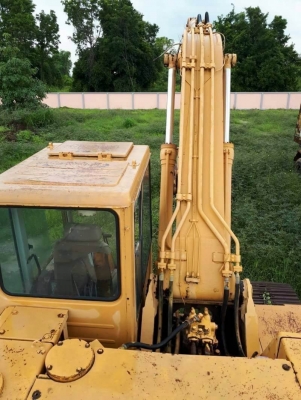 ขาย. 595,000฿. KOMATSU.PC200-5 คอนโทรลสั้น เอกสารอินวอยท์ เครื่องดี ปั้มดี เอวแน่น.โซ่หนา   รถอยู่ชลบุรี โทร&amp;ไอดีไลน์ 0610710295