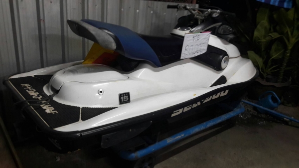 ขายseadoo 850 cc 2 จังหว่ะ ขายseadoo 850 cc 2 จังหว่ะ