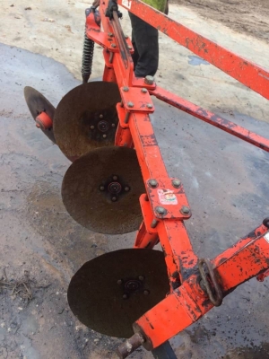 ขาย 99,000 บาท KUBOTA KRT140 PLUS เครื่องดี เกียร์ดี (หาง 3) เอกสารเล่มทะเบียน รถอยู่ จ.ร้อยเอ็ด โทร&ไอดีไลน์ 0610710295 ขาย 99,000 บาท KUBOTA KRT140 PLUS เครื่องดี เกียร์ดี (หาง 3) เอกสารเล่มทะเบียน รถอยู่ จ.ร้อยเอ็ด โทร&ไอดีไลน์ 0610710295