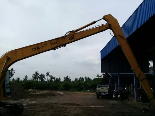 ขาย 595,000 เก่านอก 2 ปี CATTERPILAR  E 120 B บูมยาวพิเศษ 14  เมตร  เครื่องดี ปั้มแรง โช่หนา เอวแน่น ไฟฟ้าครบ รถสวยพร้อมใช้ รถอยู่ จ.นครปฐม 090-772-3710 090-772-3708