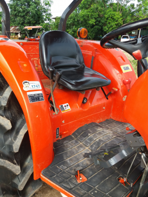 ขายรถไถคูโบต้าL4708SP  อุปกรณ์ครบชุดใบมีดหน้า+ผานพรวน สภาพพร้อมใช้งานเล่มทะเบียนครบ #จัดส่งฟรี ราคา450,000บาท  ต่อรองได้ สนใจโทร084-5575695,086-0631832เเต้ว #ดูรถได้ที่บ้านเกาะลำไยต.วังบัวอ.คลองขลุงจ.กำแพงเพชร