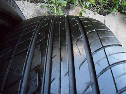 ยางซิ่ง17 Achilles 215-45-17ลงพื้นปี15 เส้นละ375 ยางซิ่ง17 Achilles 215-45-17ลงพื้นปี15 เส้นละ375