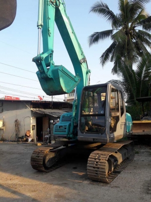 ขายKOBELCO SK100-3  มาร์คไฟว์  ซุปเปอร์  เก่าญี่ปุ่นแท้   สภาพสวย  เครื่องปั๊มดี  ยังไม่เคยใช้งานในไทย  ลองระบบกันได้ทุกวัน  โทร  089-3818694  ดวงนภา