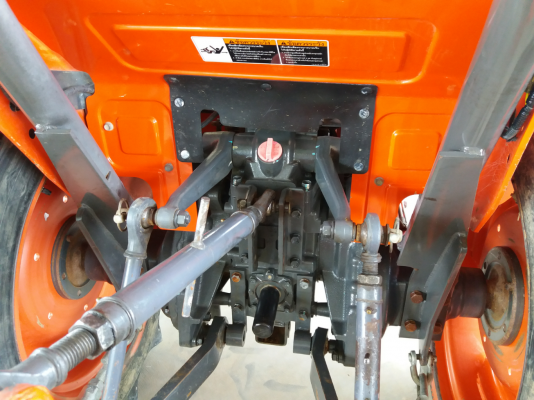 ขายรถไถคูโบต้าL3008(สวยสีเดิมทั้งคัน) อุปกรณ์ครบชุดใบมีดหน้า+ผานพรวน สภาพพร้อมใช้งานเล่มทะเบียนครบ #จัดส่งฟรี ราคา270,000บาท  ต่อรองได้ สนใจโทร084-5575695,086-0631832เเต้ว #ดูรถได้ที่บ้านเกาะลำไยต.วังบัวอ.คลองขลุงจ.กำแพงเพชร