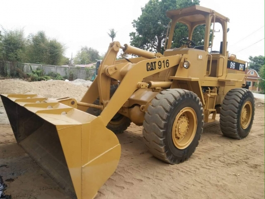 ขายรถตัก CAT 916 เครื่องเดิม ๆ พร้อมใช้งาน เอกสารซื้อขาย