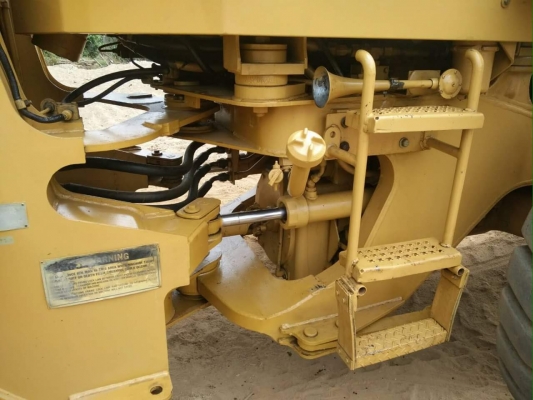 ขายรถตัก CAT 916 เครื่องเดิม ๆ พร้อมใช้งาน เอกสารซื้อขาย