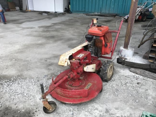 ราคาพิเศษ 24,000 บาท รถตัดหญ้าแบบเดินตาม SHIBAURA SM710 รหัสสินค้า : 50101013 www.nihonmono.com ราคาพิเศษ 24,000 บาท รถตัดหญ้าแบบเดินตาม SHIBAURA SM710 รหัสสินค้า : 50101013 www.nihonmono.com