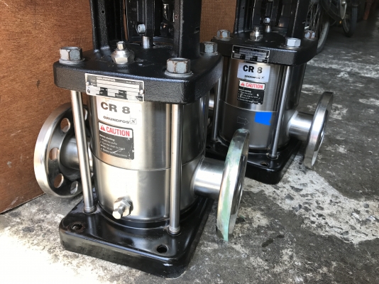 ขายปั้มน้ำแรงดันสูงแบบตั้ง Grundfos มอเตอร์ Leeson 3HP. 3450 rpm. 380V made in USA สภาพสวยมาก วิ่งนิ่ม พร้อมใช้งาน มี 2 ตัวครับ