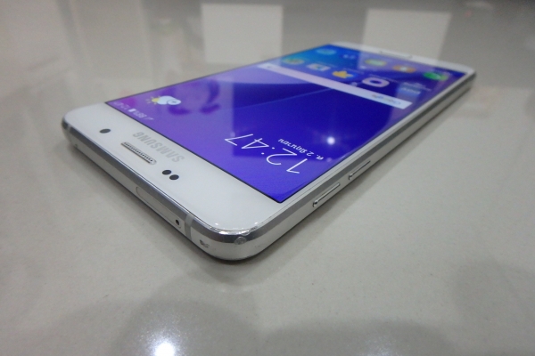 Samsung Galaxy A7 2016 สีขาว สภาพใหม่ ส่งฟรี