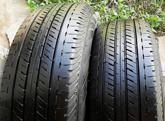 ยางกระบะ-รถตู้15 บริดสโตน 205-70-15ลงพื้นปลายปี15 ดอก1เซ็นไม่มีปะเลย