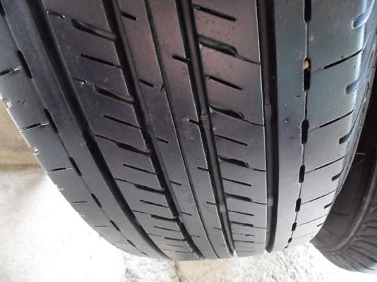 ยางกระบะ-รถตู้15 บริดสโตน 205-70-15ลงพื้นปลายปี15 ดอก1เซ็นไม่มีปะเลย