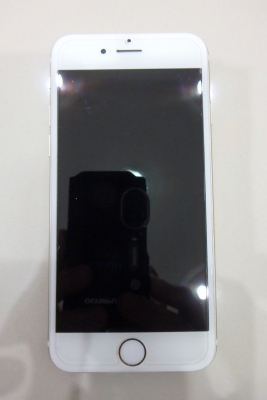 Iphone 6 16 GB มีเต๋า กล่อง สภาพดี ติดฟีล์มหน้าหลัง ใช้ได้ปกติ ไม่ติดไอคราน์ ส่งฟรี Iphone 6 16 GB มีเต๋า กล่อง สภาพดี ติดฟีล์มหน้าหลัง ใช้ได้ปกติ ไม่ติดไอคราน์ ส่งฟรี