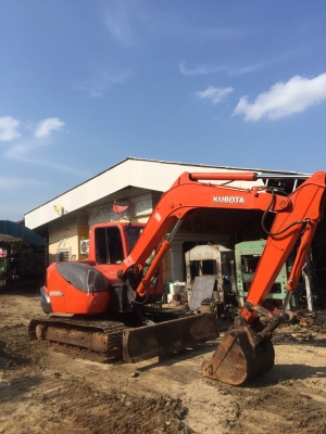 คูโบต้า KX-080  8 ตัน สภาพดีพร้อมใช้งาน 086-8053515