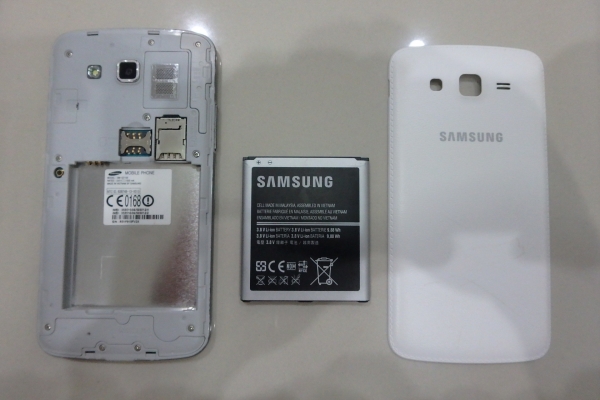 Samsung Galaxy Grand2 G7102 สีขาว สภาพดี ปกติทุกอย่าง มีที่ชาร์ท ส่งฟรี