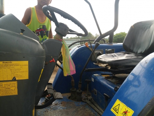 ขายรถไถ ยูโรแทรก 4x4 โฟวิน. 90 แรงเทอร์โบ มีใบดัน ผาน 3 ปาน7 CMT ขายรถไถ ยูโรแทรก 4x4 โฟวิน. 90 แรงเทอร์โบ มีใบดัน ผาน 3 ปาน7 CMT