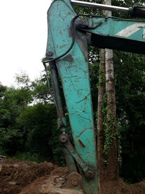 ขายรถขุดแบ็คโค SK200-5มาร์คไฟว์ ธรรมดาไฟฟ้าตัดใช้งานประจำ เอกสารใบซื้อขาย