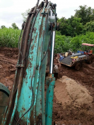 ขายรถขุดแบ็คโค SK200-5มาร์คไฟว์ ธรรมดาไฟฟ้าตัดใช้งานประจำ เอกสารใบซื้อขาย