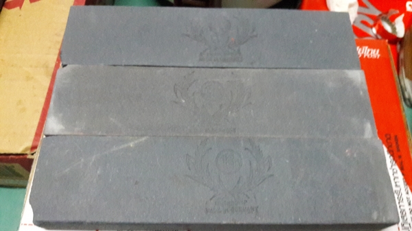 ขายหินลับมีดตรารวงข้าว2"&times;8"&times;1" MADE IN GERMANY.ใหม่เก่าเก็บบิ่นมุมนิดๆ