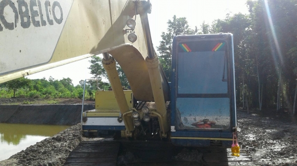 ขาย!! >>> Kobelco Sk200 mark3 พร้อมใช้งาน <<< เบอร์ติดต่อ 098-7155789